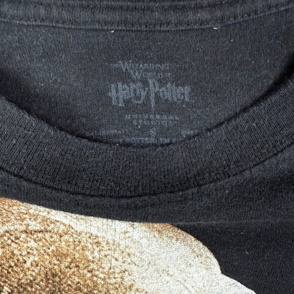 Black Wizarding World of Harry Potter T-shirt Size S Dobby Universal Studios - Picture 4 of 4